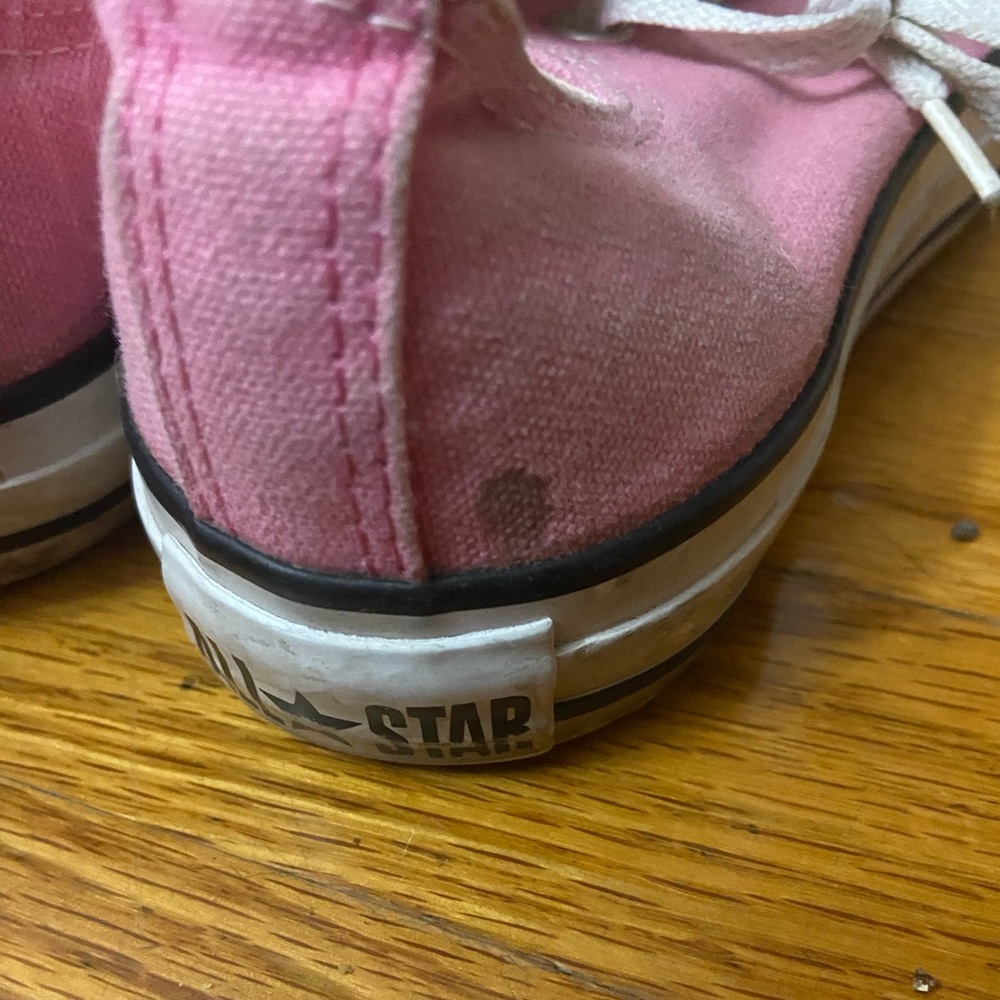 Converse - Picture 4 of 6